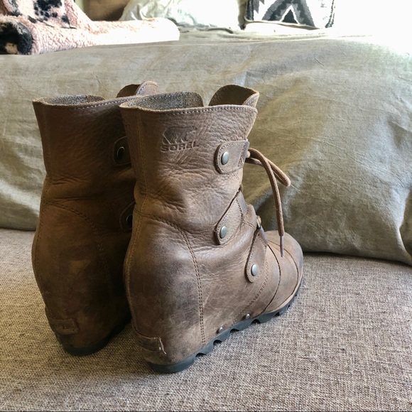 Sorel Joan of Arctic Wedge Boot - Picture 2 of 4